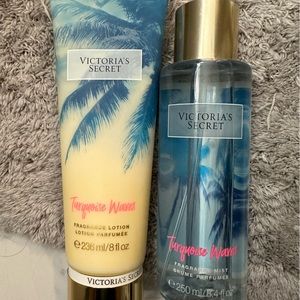 Victoria’s secret turquoise waves set